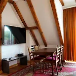 Paderewskiego 9 Aparth 4*