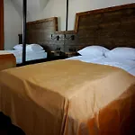Paderewskiego 9 Aparth 4*
