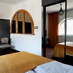 Paderewskiego 9 Aparth 4* Lešno