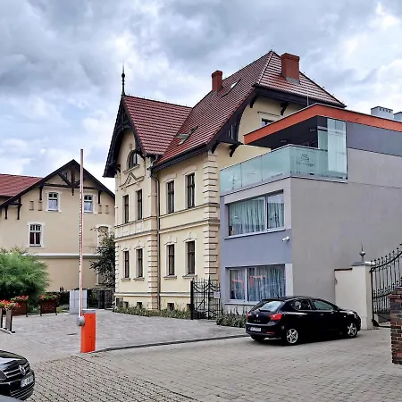 Aparthotel Paderewskiego 9 Aparth 4*