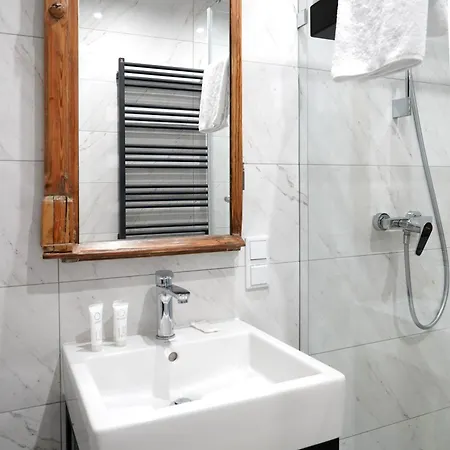 Aparthotel Paderewskiego 9 Aparth