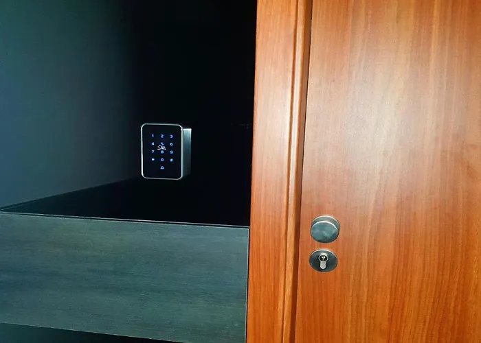 Paderewskiego 9 Aparth 4*