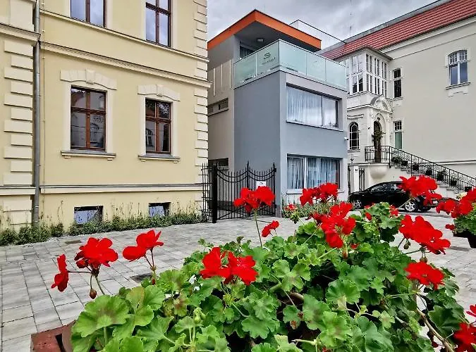 Paderewskiego 9 Aparth 4*